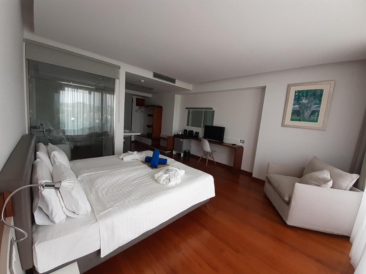 Buca Beachclub Resort (Adults Only) Messíni エクステリア 写真